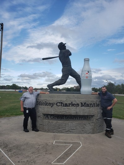 Vinita heroes visited the Mickey Mantle memorial at “the Home of Mickey Mantle” in Commerce, Oklahoma on Oct. 14, 2021.
